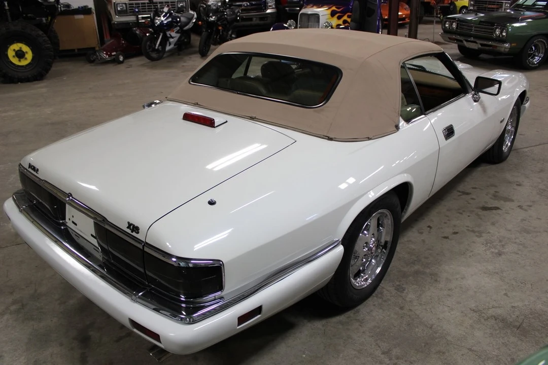 1995 Jaguar XJS - Image 18 of 21