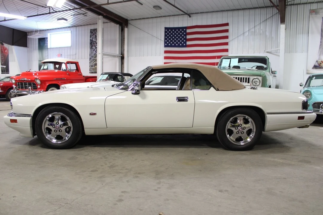 1995 Jaguar XJS - Image 3 of 21