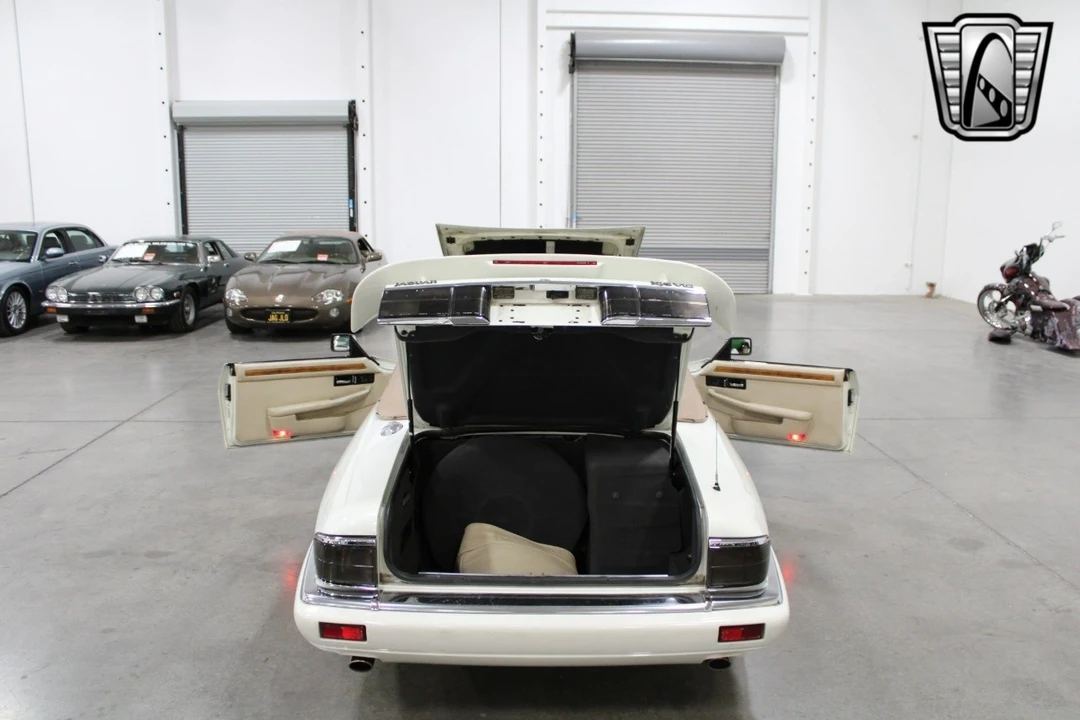 1995 Jaguar XJS - Image 10 of 12