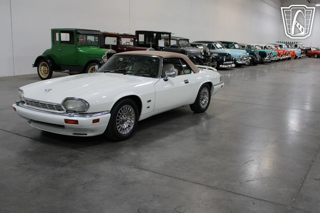 1995 Jaguar XJS - Image 3 of 12