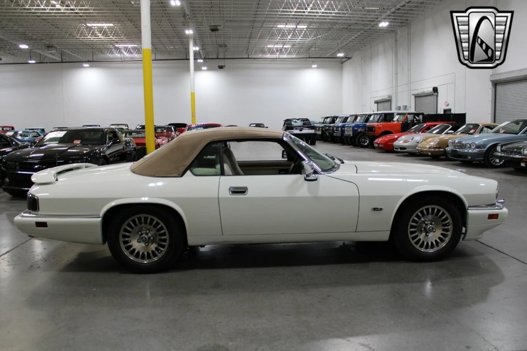 1995 Jaguar XJS - Image 7 of 12