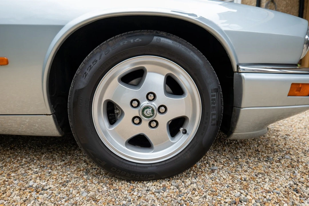 1995 Jaguar XJS Facelift AJ-16 - Image 26 of 30