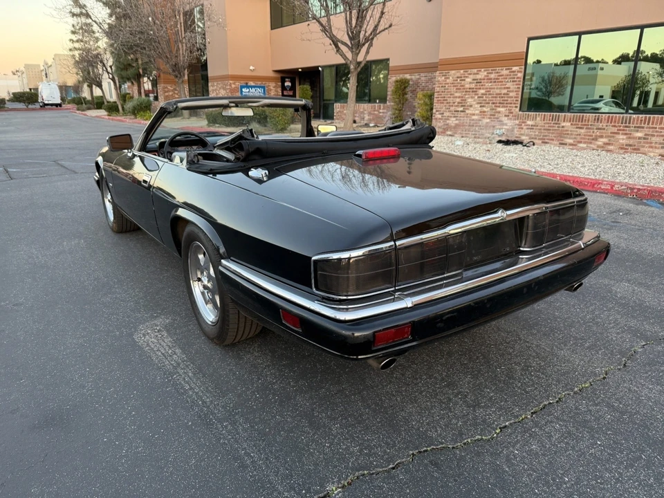 1995 Jaguar XJS Convertible - Image 17 of 31
