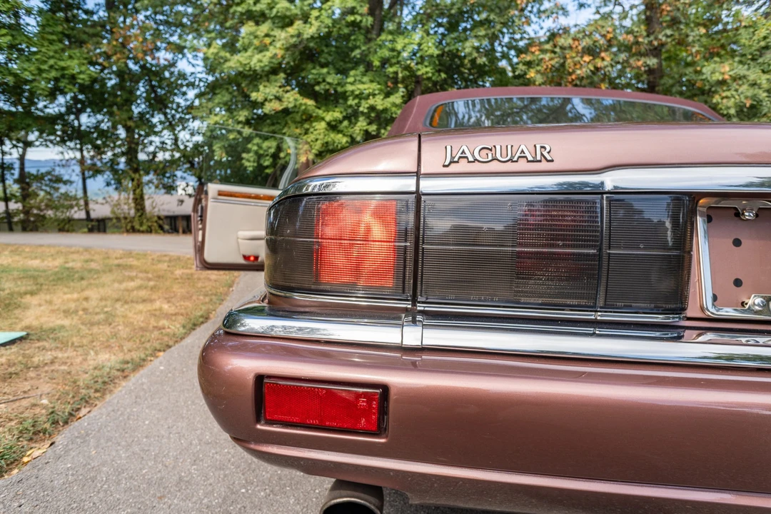 1995 Jaguar XJS Convertible - Image 27 of 31
