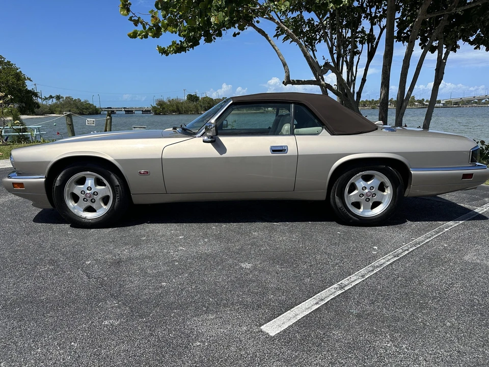1995 Jaguar XJS Convertible - Image 5 of 31