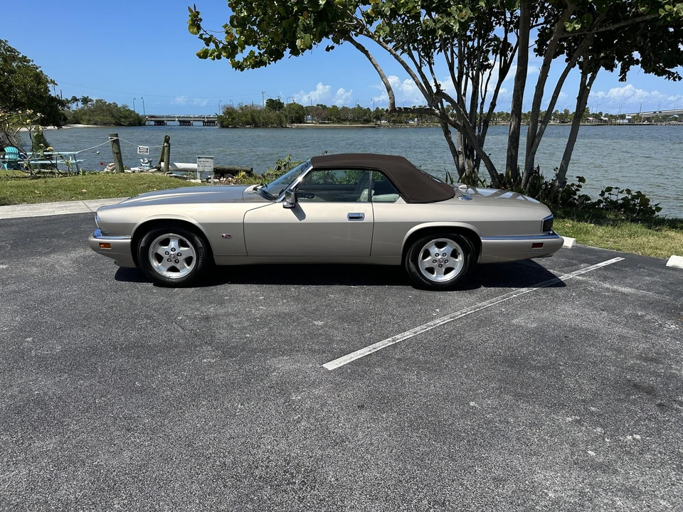 1995 Jaguar XJS Convertible - Image 6 of 31