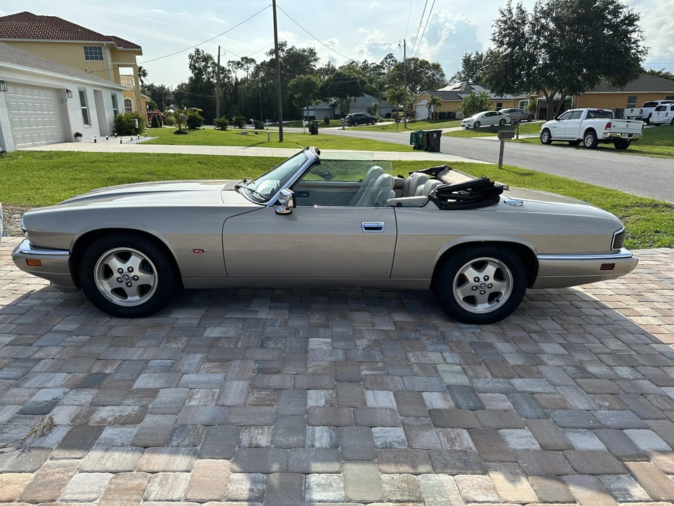 1995 Jaguar XJS Convertible - Image 11 of 31