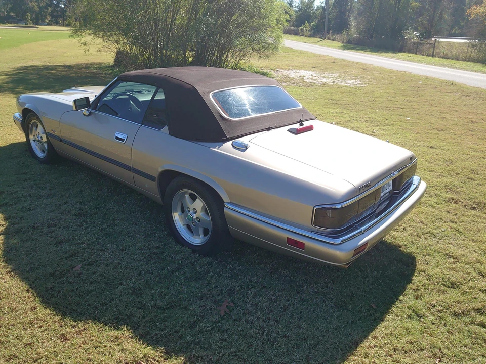 1995 Jaguar XJS Convertible - Image 29 of 31