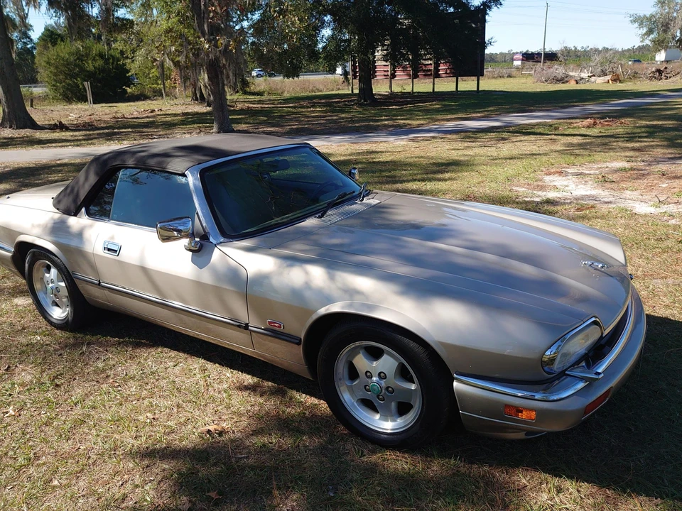 1995 Jaguar XJS Convertible - Image 17 of 31