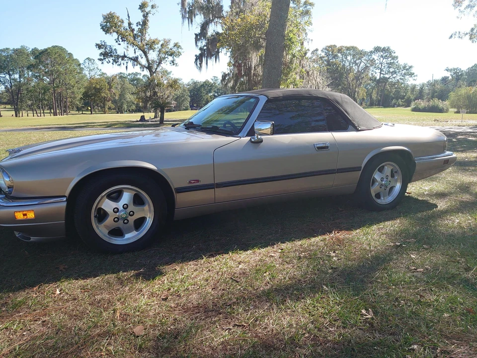 1995 Jaguar XJS Convertible - Image 25 of 31
