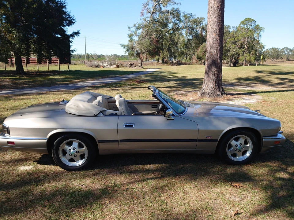 1995 Jaguar XJS Convertible - Image 15 of 31