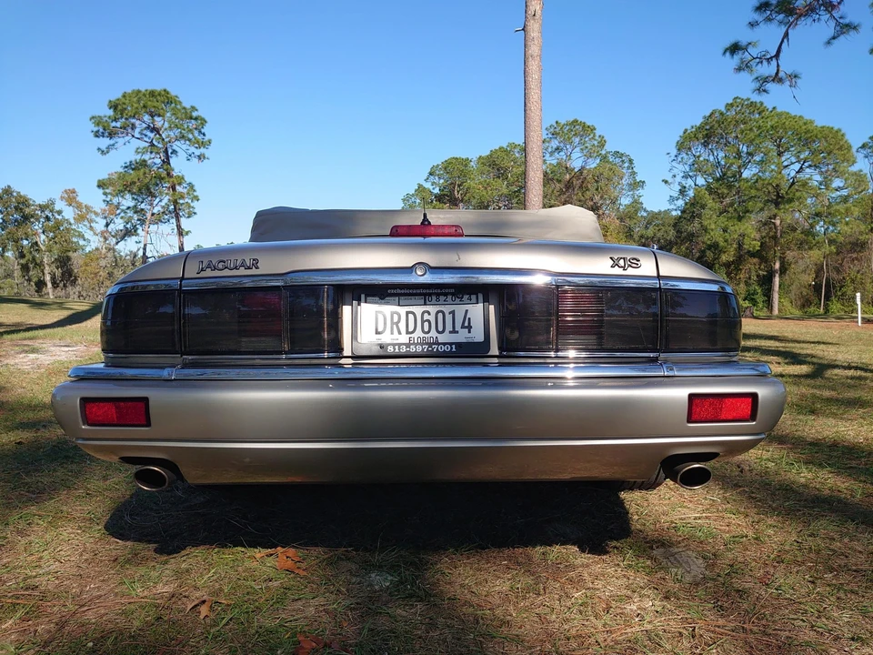 1995 Jaguar XJS Convertible - Image 11 of 31