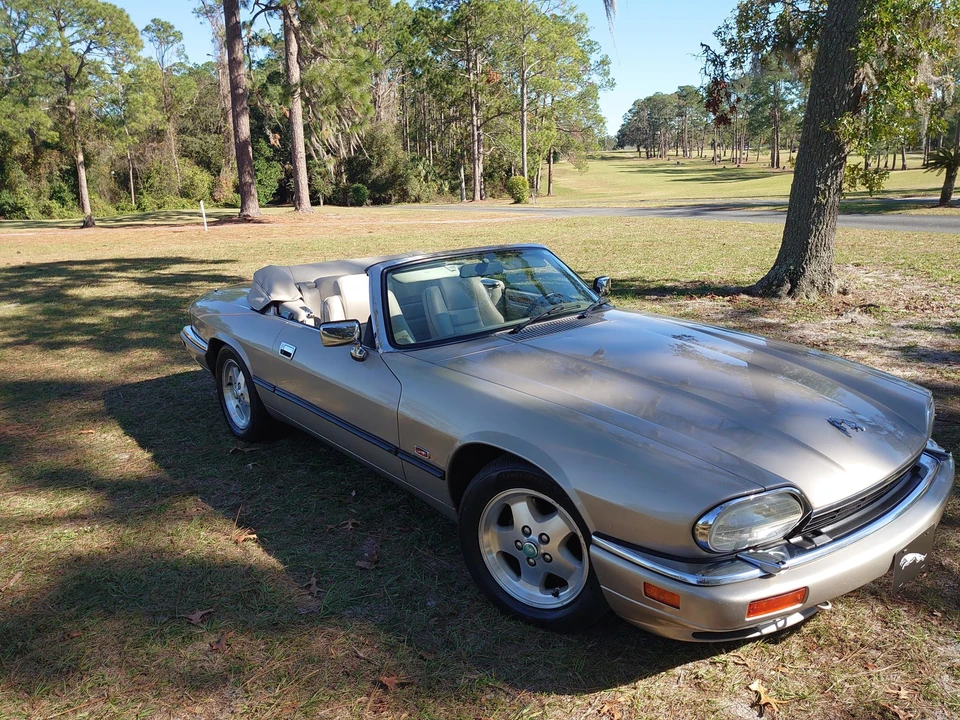 1995 Jaguar XJS Convertible - Image 2 of 31