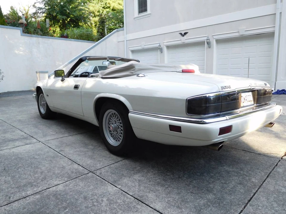 1995 Jaguar XJS Convertible - Image 25 of 31