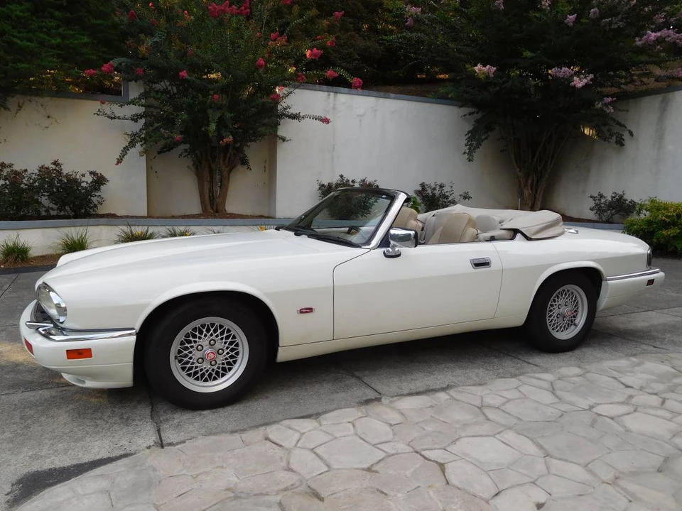 1995 Jaguar XJS Convertible - Image 24 of 31