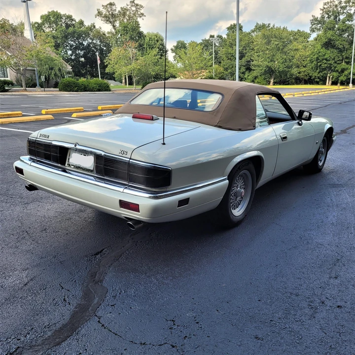 1995 Jaguar XJS Convertible - Image 21 of 31