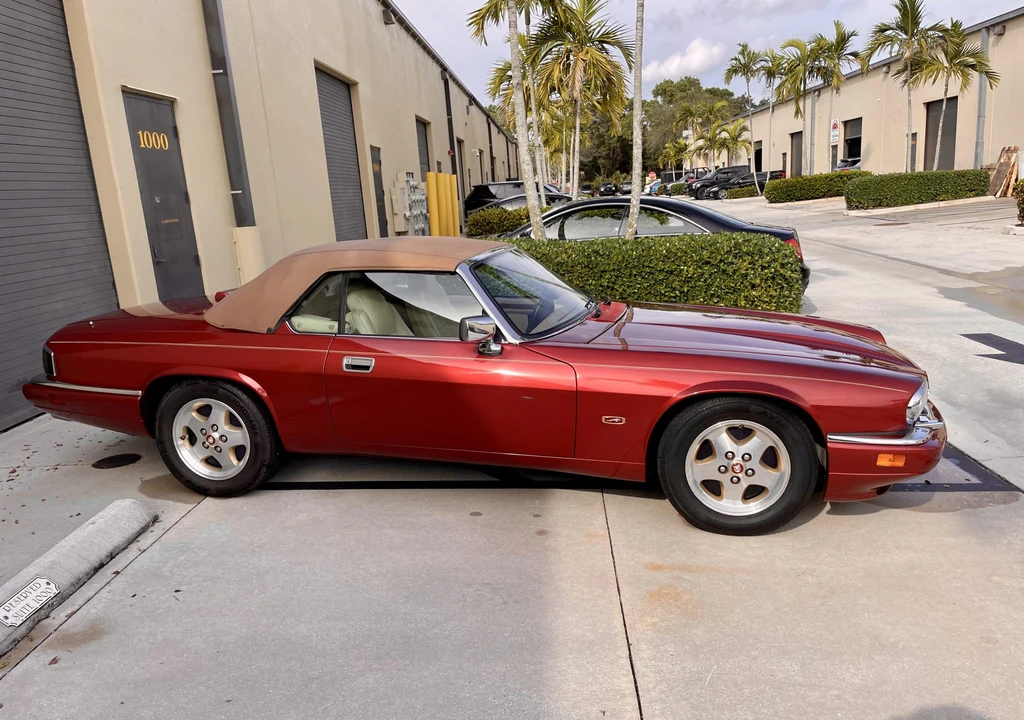 1995 Jaguar XJS Convertible - Image 17 of 31