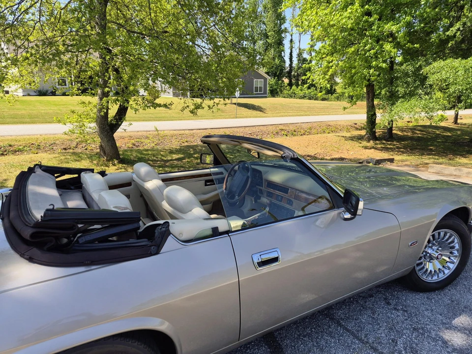 1995 Jaguar XJS Convertible - Image 19 of 31
