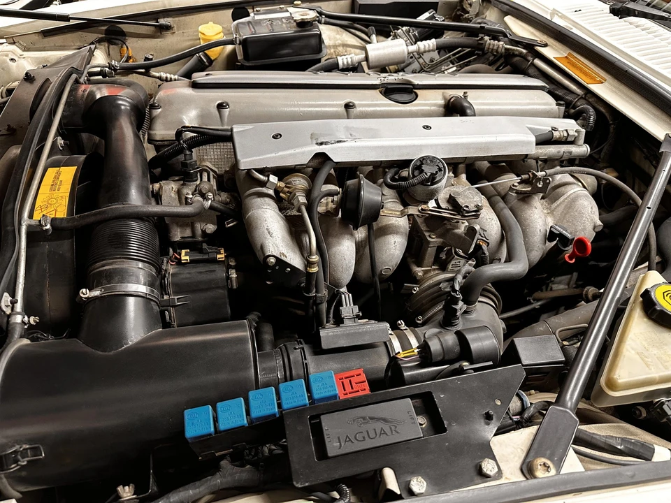 1995 Jaguar XJS Convertible - Image 26 of 31
