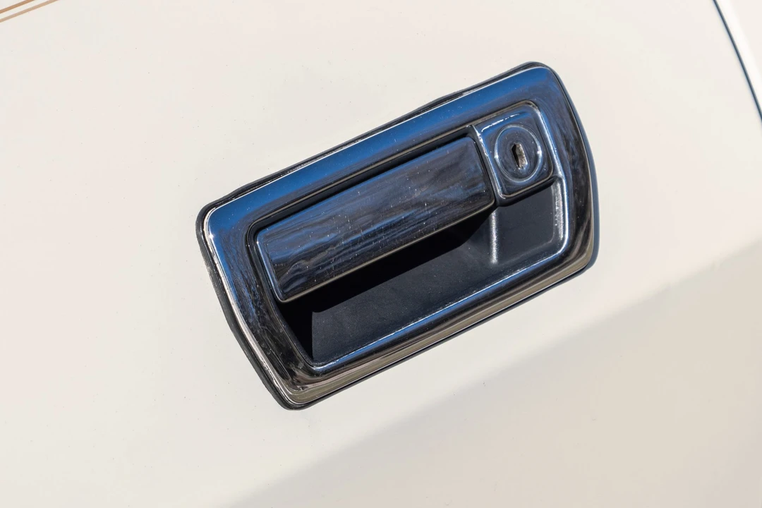 1995 Jaguar XJS Facelift V12 - Image 31 of 31