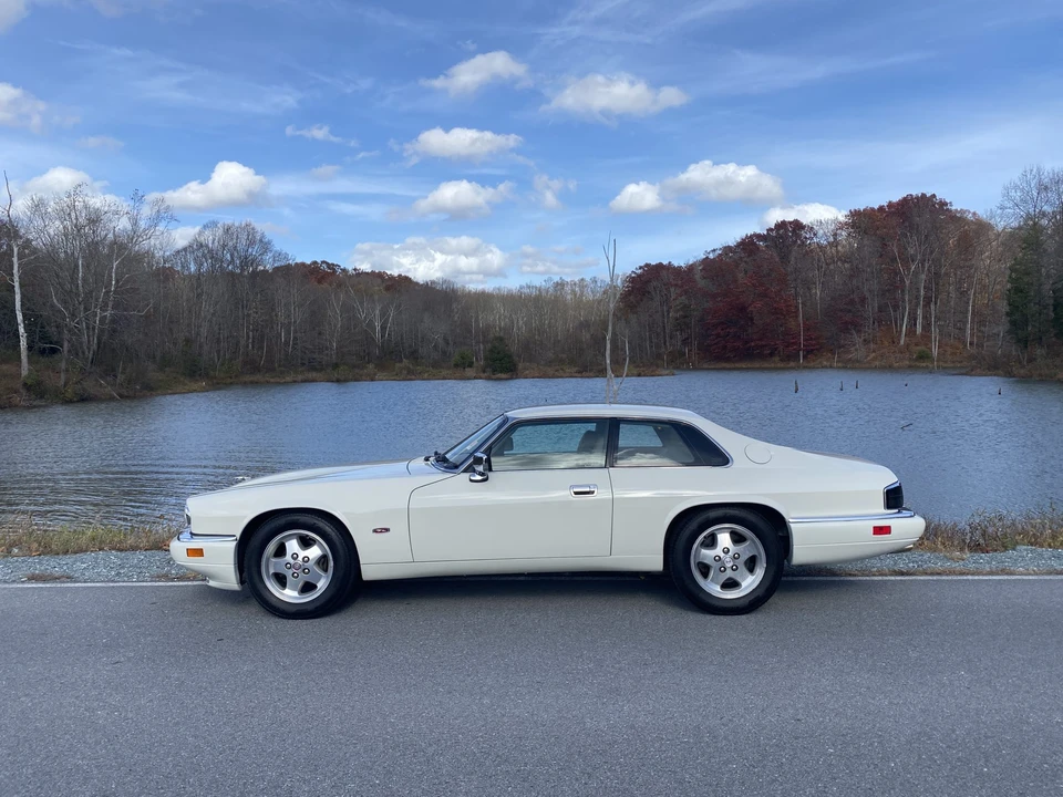 1995 Jaguar XJS - Image 7 of 31