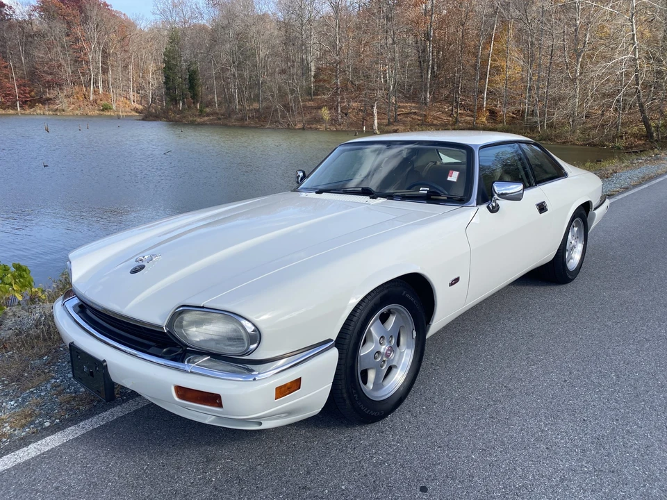 1995 Jaguar XJS - Image 4 of 31