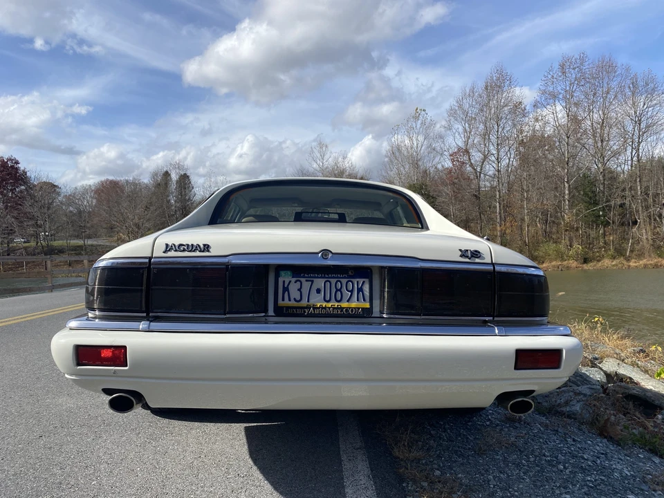 1995 Jaguar XJS - Image 14 of 31