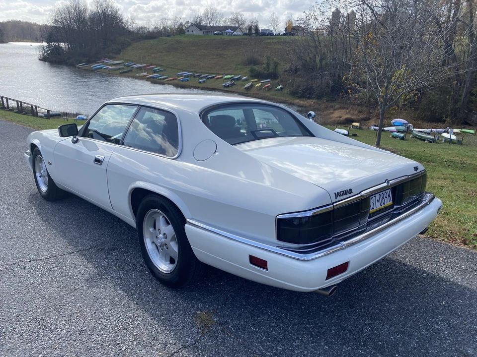 1995 Jaguar XJS - Image 10 of 31