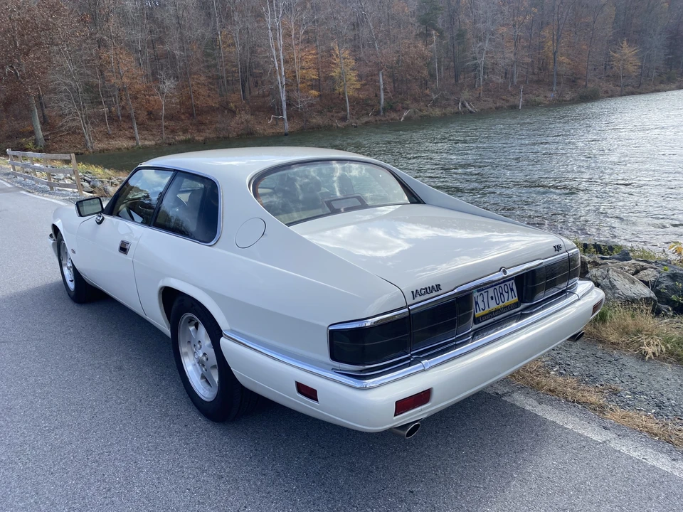 1995 Jaguar XJS - Image 9 of 31