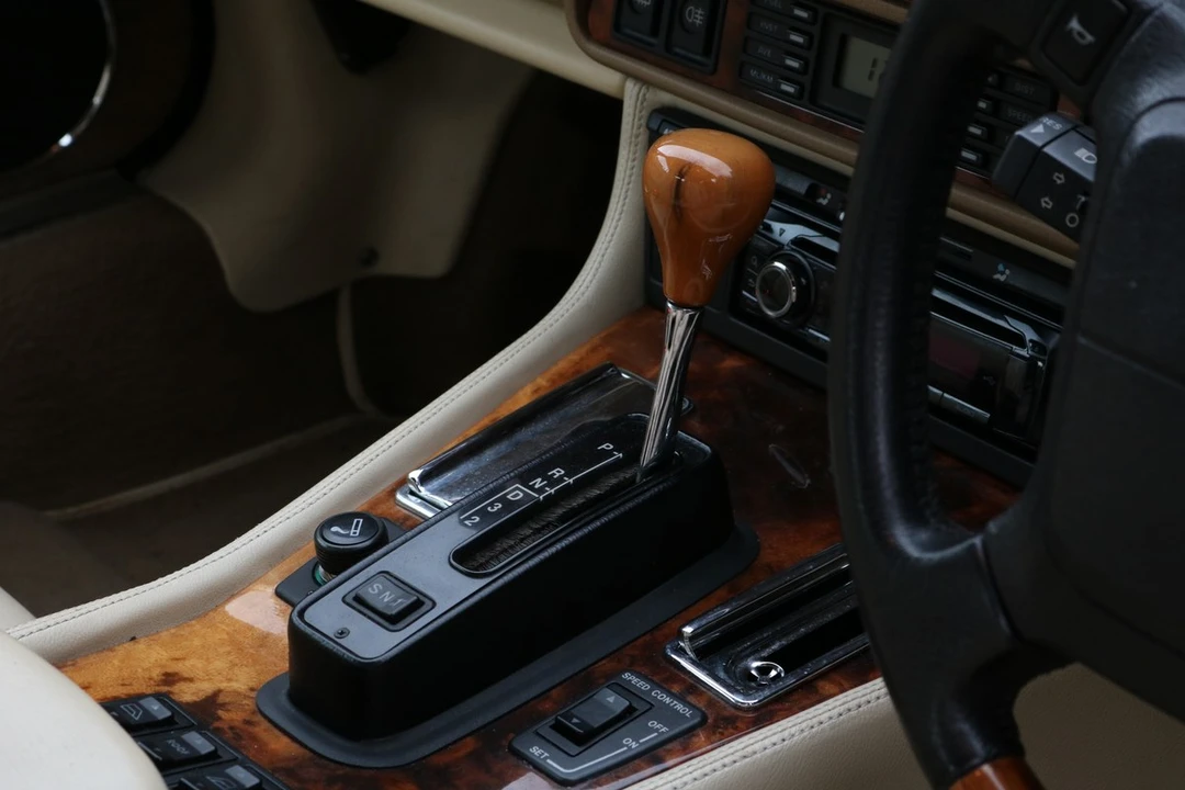 1995 Jaguar XJS Facelift AJ-16 - Image 29 of 30