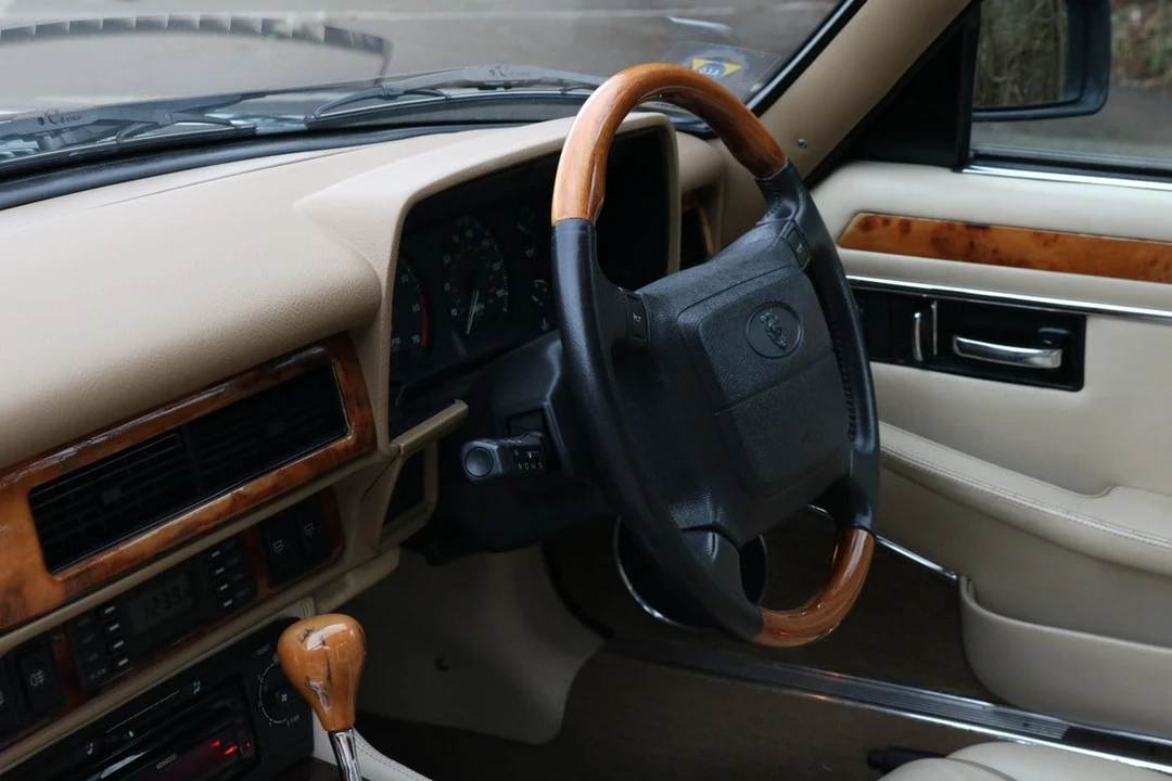 1995 Jaguar XJS Facelift AJ-16 - Image 27 of 30