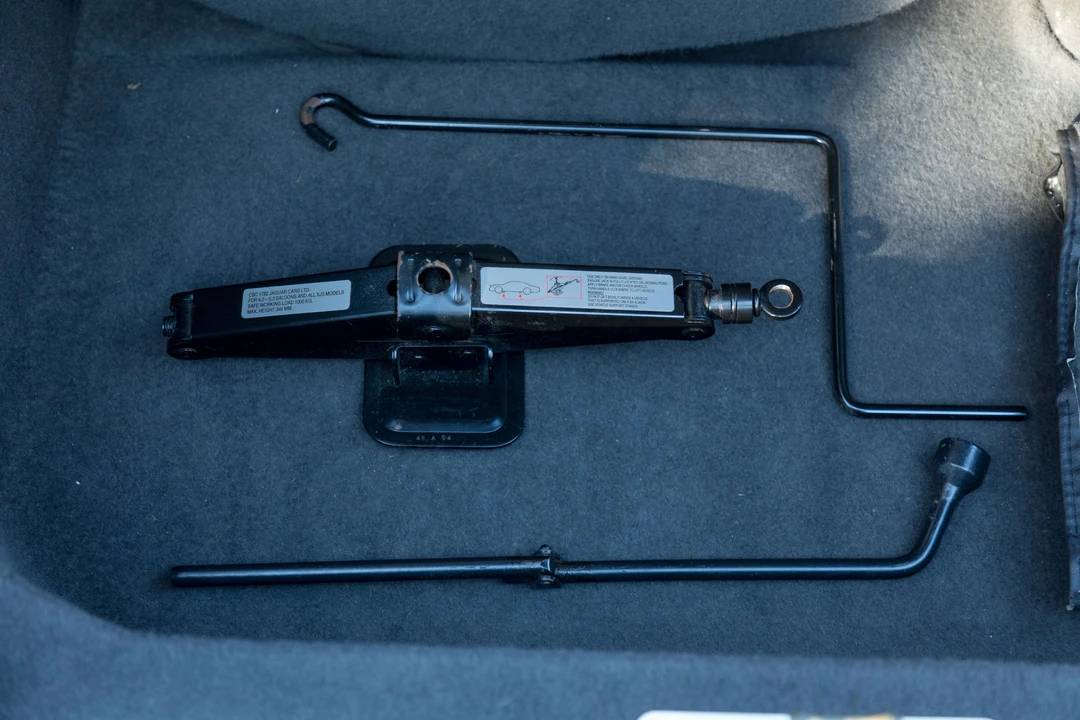 1995 Jaguar XJS Facelift AJ-16 - Image 3 of 31