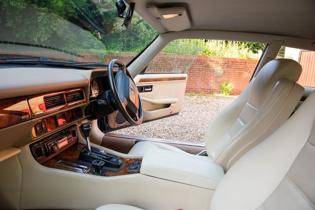 1995 Jaguar XJS Facelift AJ-16 - Image 27 of 30