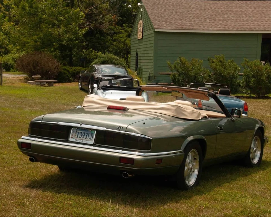 1995 Jaguar XJS - Image 2 of 3