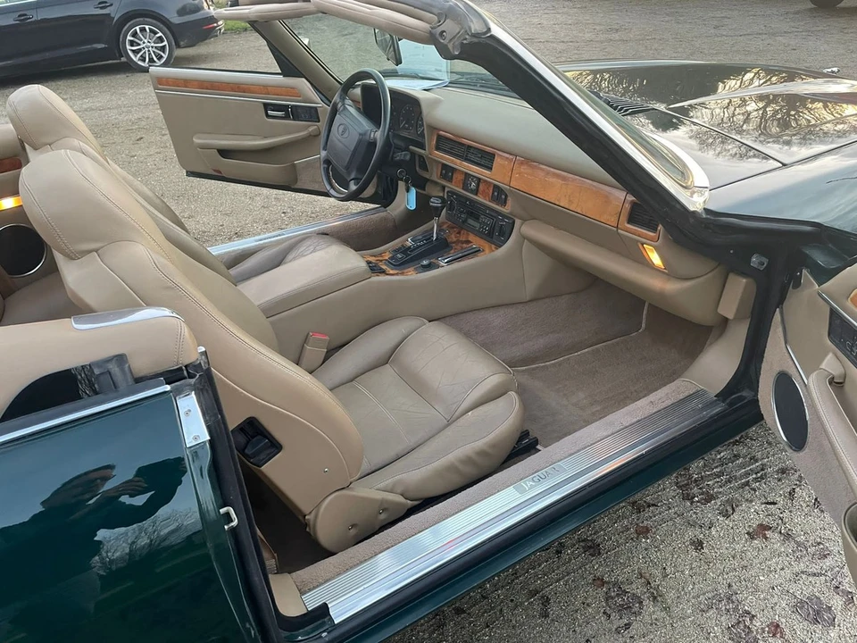 1995 Jaguar XJS Convertible - Image 26 of 30