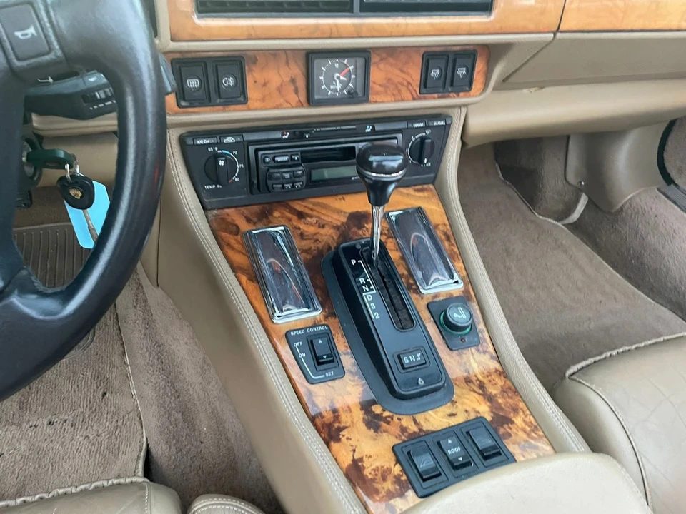 1995 Jaguar XJS Convertible - Image 27 of 30