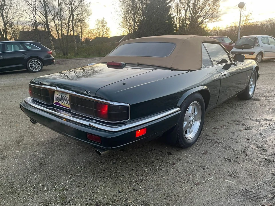 1995 Jaguar XJS Convertible - Image 20 of 30