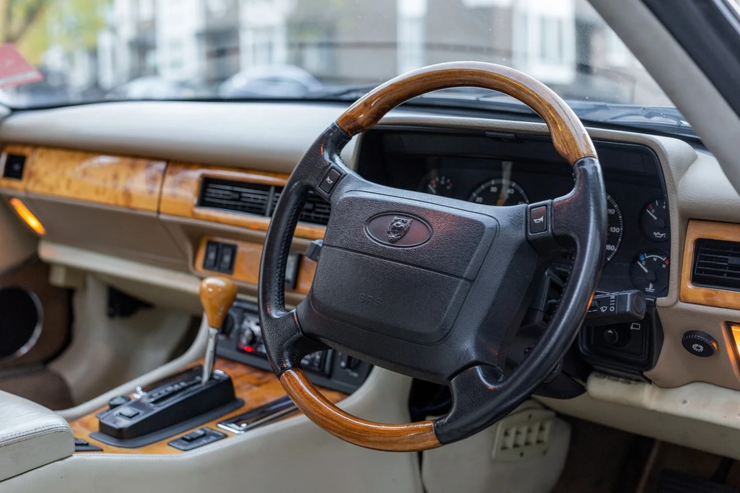 1995 Jaguar XJS Facelift AJ-16 - Image 27 of 30