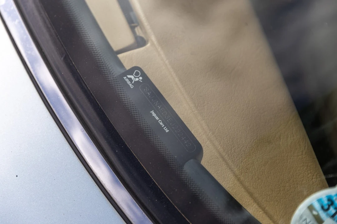 1996 Jaguar XJS Facelift AJ-16 - Image 29 of 30