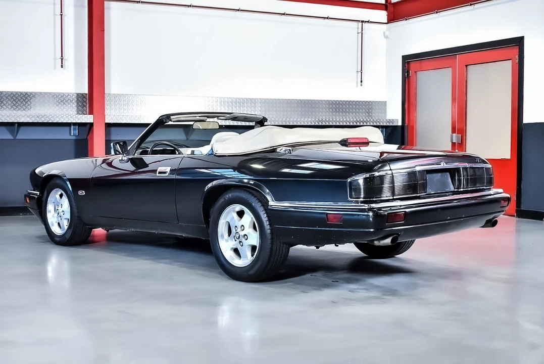 1995 Jaguar XJS Convertible - Image 17 of 30