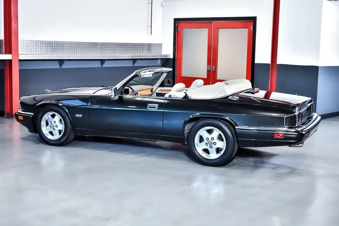 1995 Jaguar XJS Convertible - Image 18 of 30