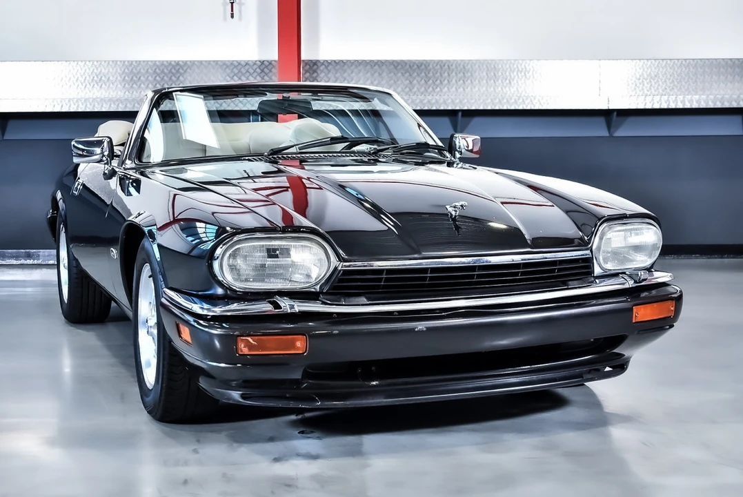 1995 Jaguar XJS Convertible - Image 5 of 30