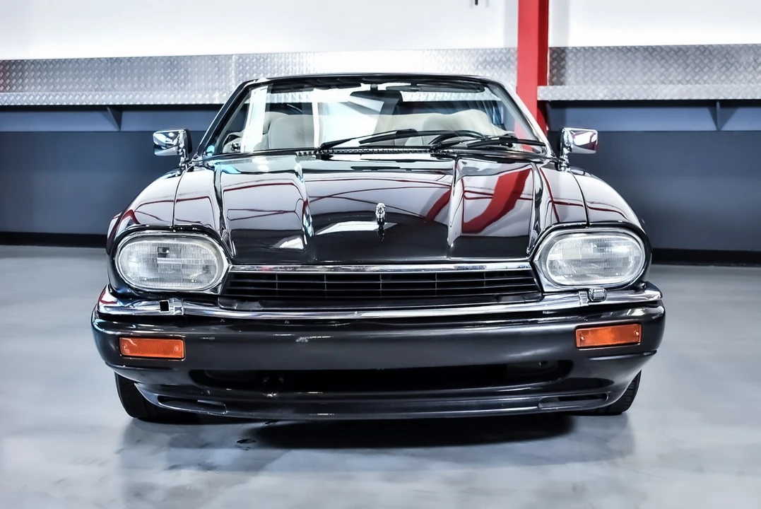 1995 Jaguar XJS Convertible - Image 3 of 30
