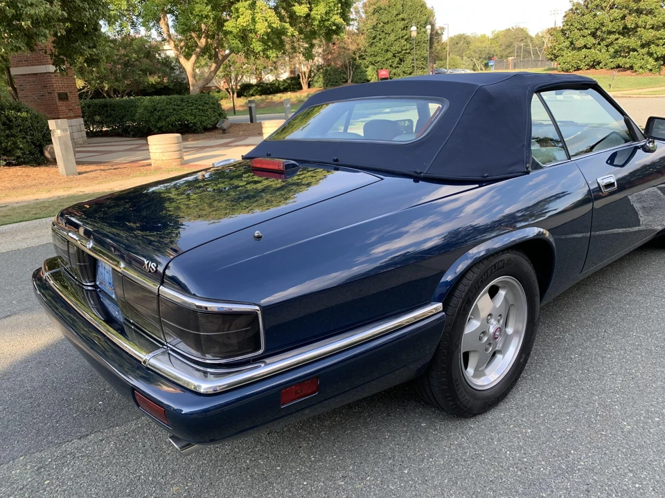 1995 Jaguar XJS Convertible - Image 30 of 31