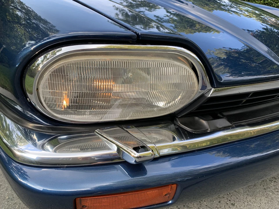 1995 Jaguar XJS Convertible - Image 12 of 31