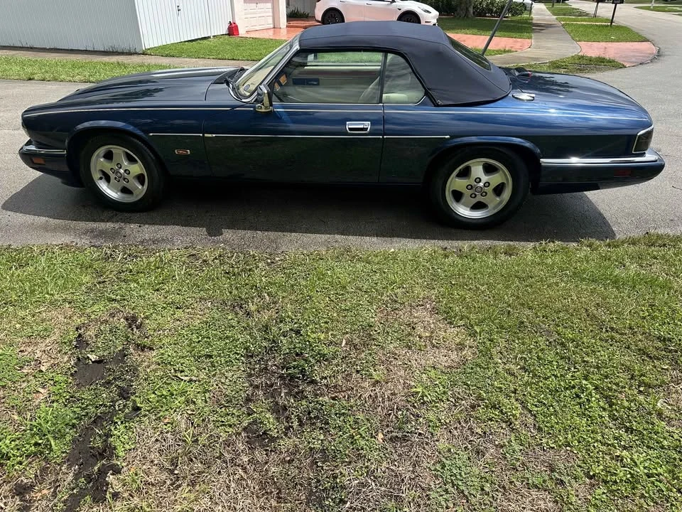 1995 Jaguar XJS Convertible - Image 2 of 13