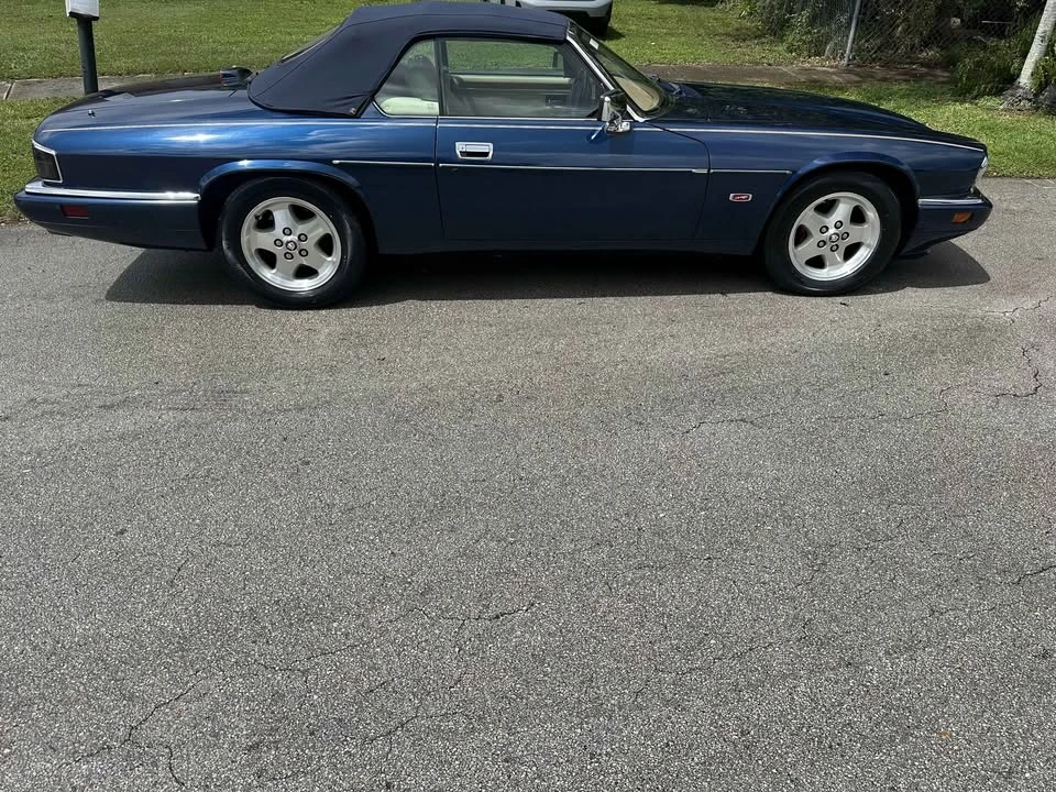 1995 Jaguar XJS Convertible - Image 12 of 13