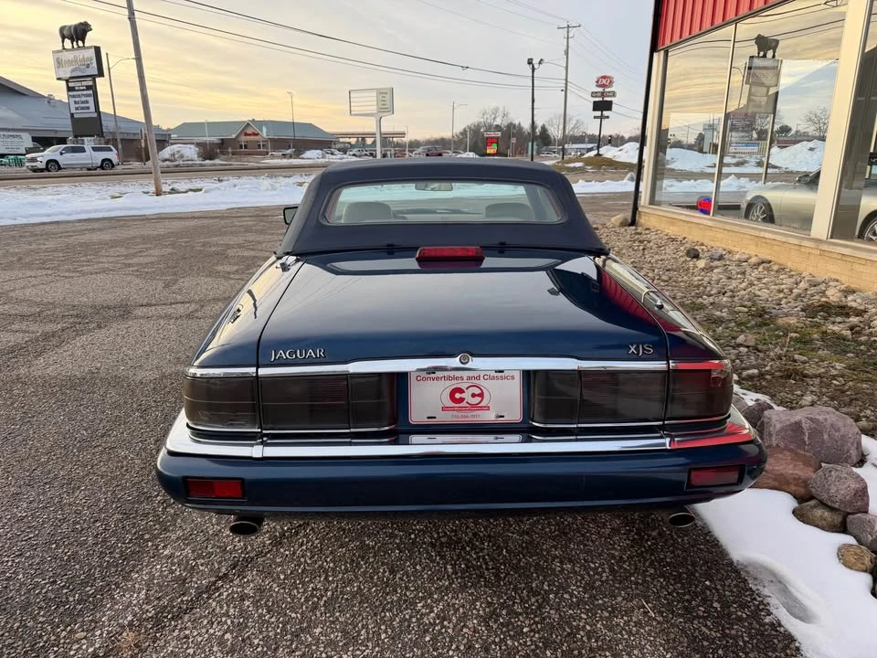 1995 Jaguar XJS Convertible - Image 9 of 13