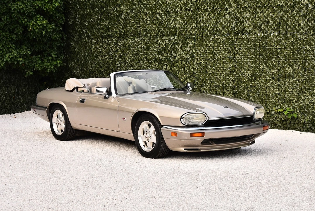1995 Jaguar XJS Convertible - Image 4 of 30