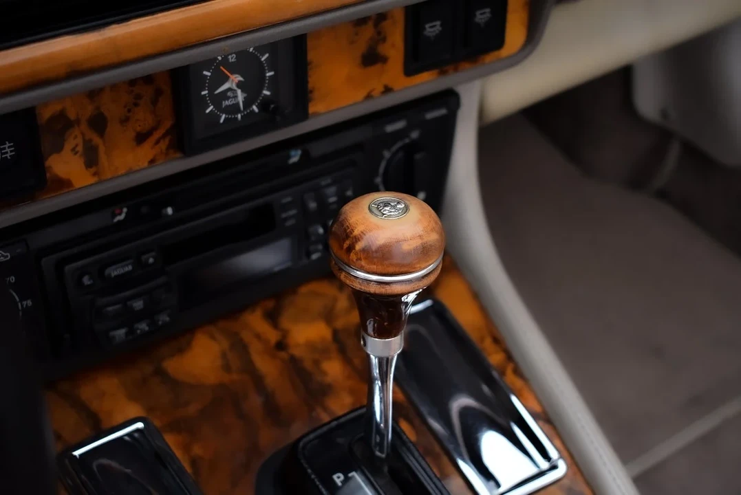 1995 Jaguar XJS Convertible - Image 22 of 31